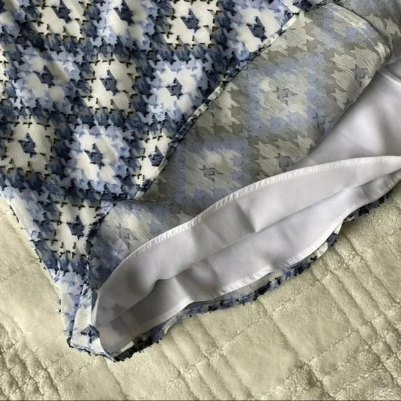 Calvin Klein Sleeveless Blouse - Picture 2 of 5